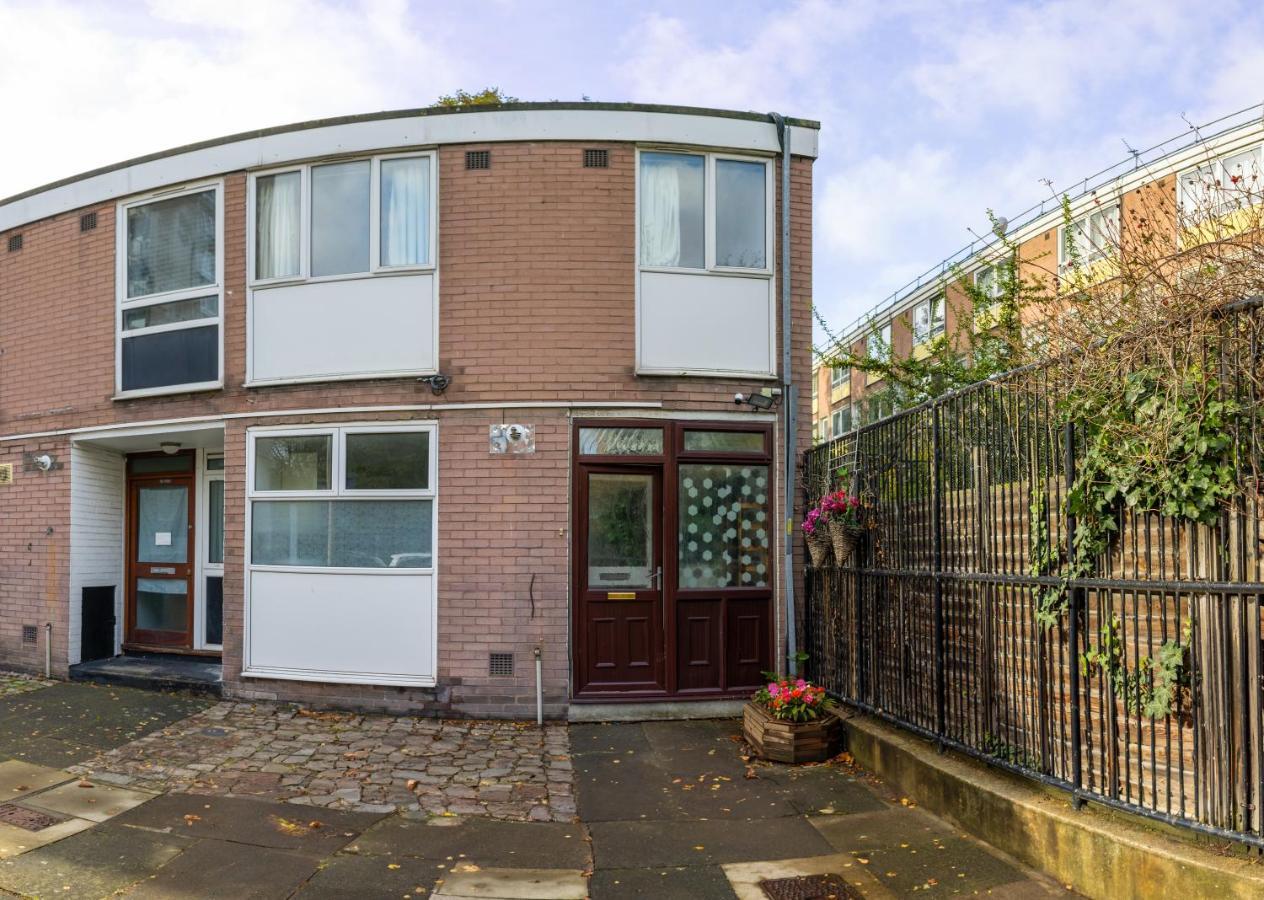 فيلا London - 4 Bed - Sleeps 8 - Garden - Pet Friendly المظهر الخارجي الصورة